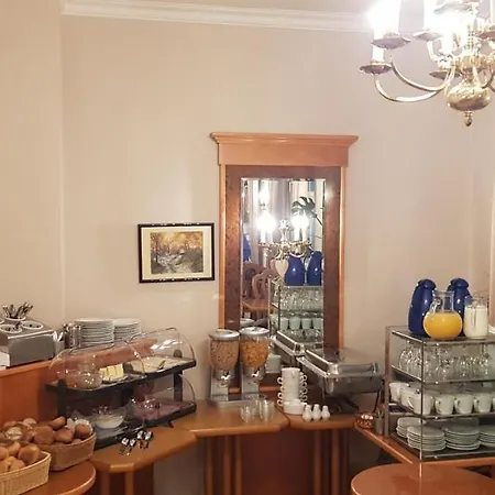 בית הארחה Cafe-konditorei-pension Sander