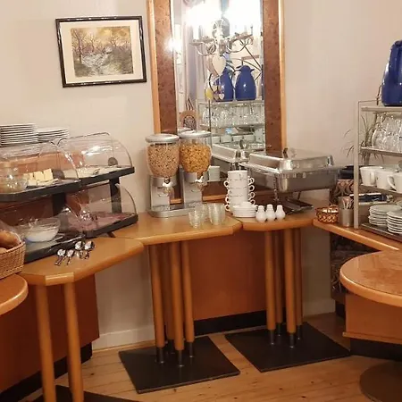 Cafe-konditorei-pension Sander 4* Niederfell