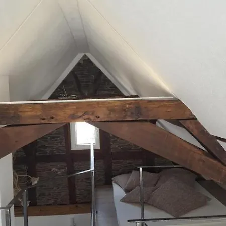 게스트하우스 Cafe-konditorei-pension Sander