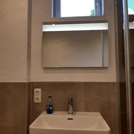 Cafe-konditorei-pension Sander 게스트하우스