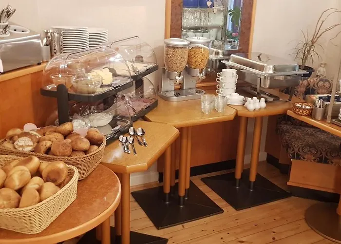 Gasthuis Cafe-konditorei-pension Sander Niederfell