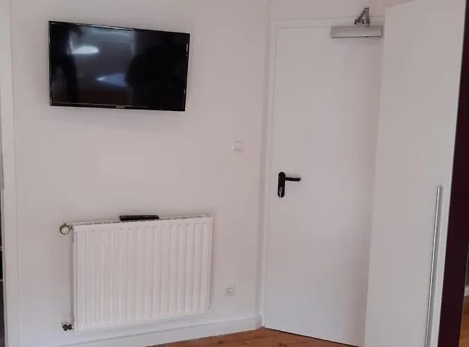 Cafe-konditorei-pension Sander Gasthuis 4*